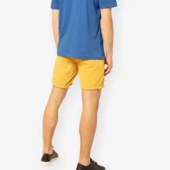 Shorts & Bermudas><noscript><img width=