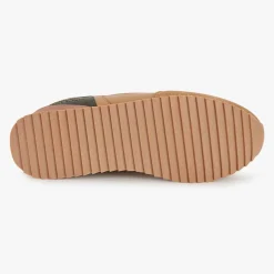 Sneakers><noscript><img width=