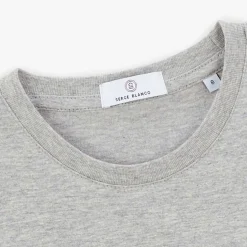T-shirts><noscript><img width=