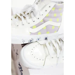 Sneakers><noscript><img width=